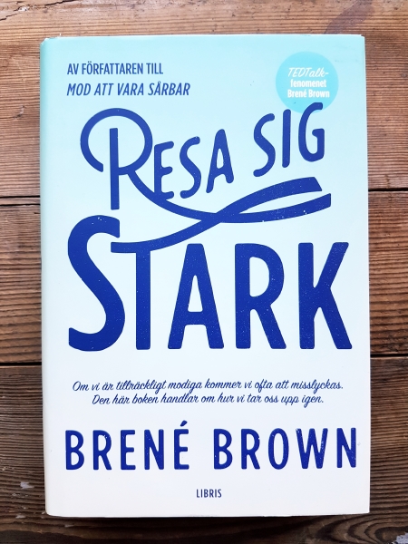 Resa sig stark